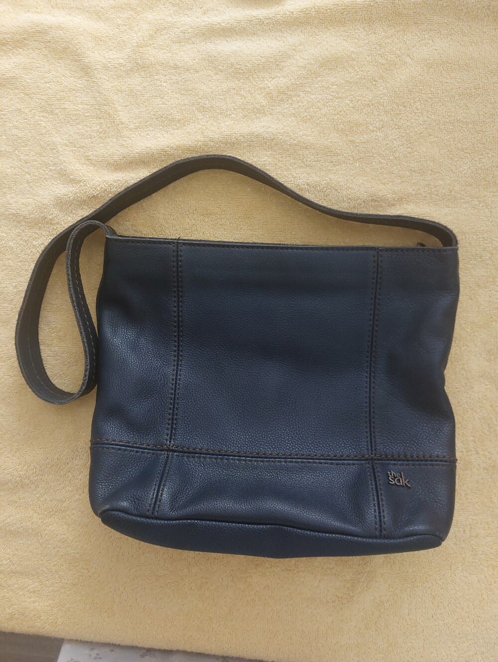 The Sak De Young Hobo Navy Blue